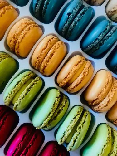 Trend Tipp: Macarons mit flüssiger Lebensmittelfarbe einfärben